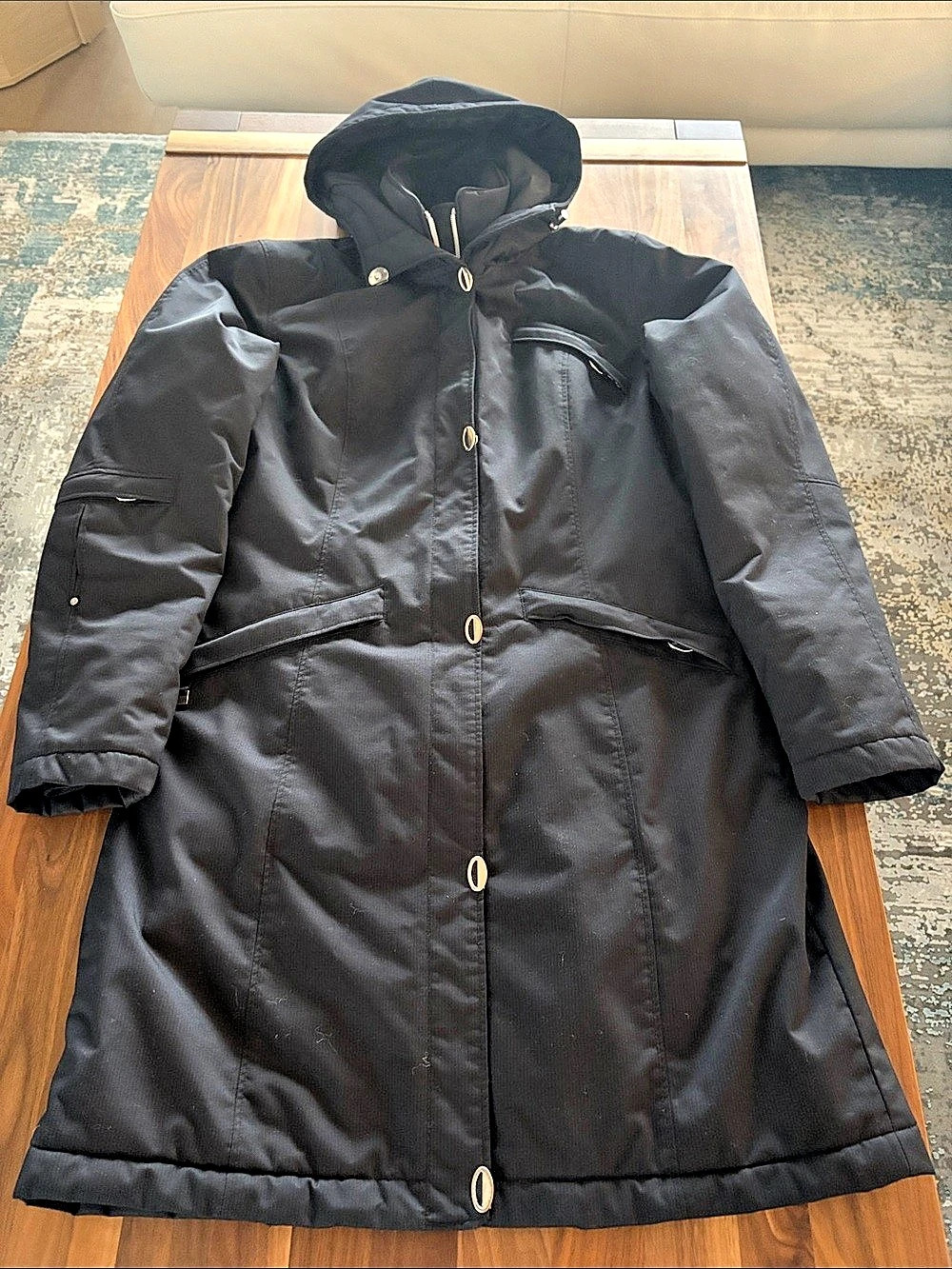 Metropolis Women's Black Hooded Ski Jacket Size 4